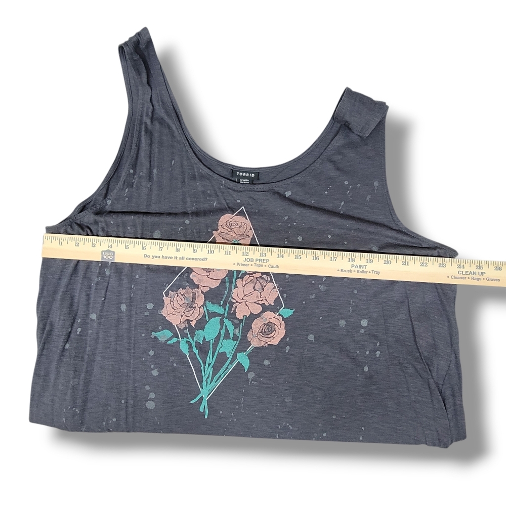 Torrid Plus Size 4, Distressed Floral Hi-Lo Tank Top - Picture 4 of 6